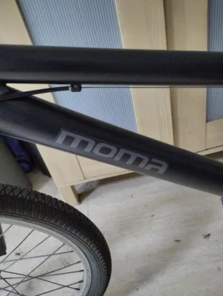 Bicicleta BMX Moma freestyle Poco Uso