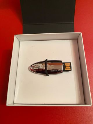 Chiavetta USB Vespa 946