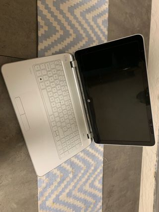 Ordenador HP Plata y Negro