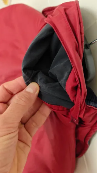 Vintage Burberry parka roja, forro check, pana L