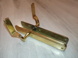 Manillas de puerta doradas - 7 unidades