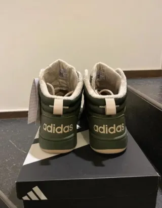 Adidas Hoops 3.0 Mid WTR Scarpe Verdi