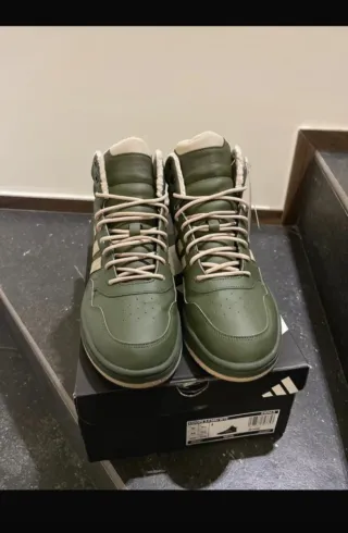 Adidas Hoops 3.0 Mid WTR Scarpe Verdi