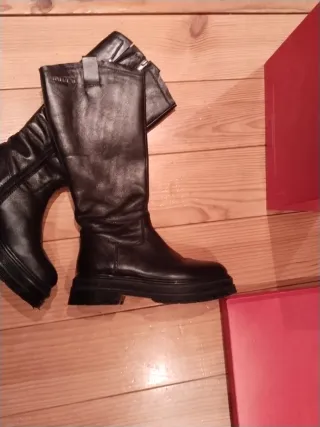 Botas de cuero Love to love negras