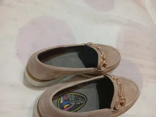 Zapatos Pitillos Beige/Oro Sin Estrenar