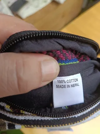 Riñonera nepalí artesanal