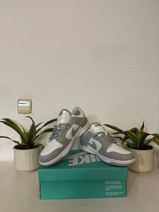 Nike Dunk Low Grises Talla 44