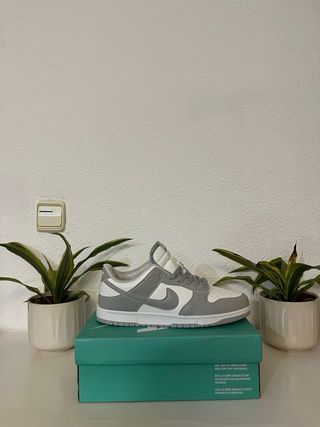 Nike Dunk Low Grises Talla 44