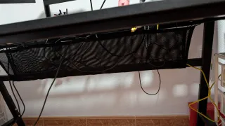 Escritorio Negro con recogecables. Medidas 160x80