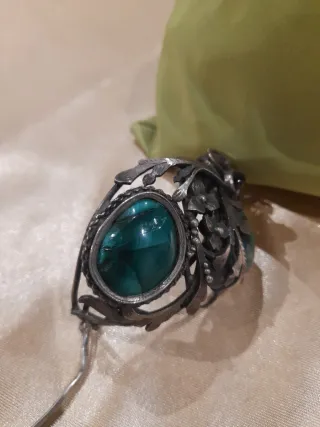 Parure gioielli antichi malachite e granato