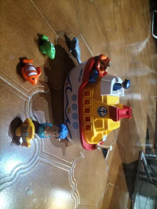 Barco Neptuno Playmobil con figuras