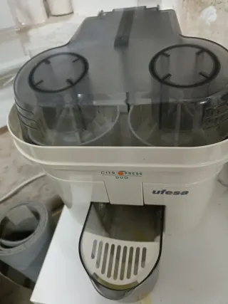 Cafetera Nespresso, Picadora, Exprimidor Ufesa