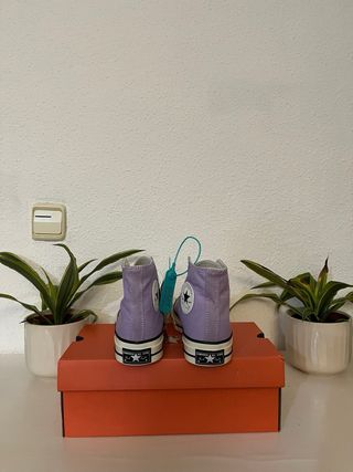 Converse Moradas Talla 40