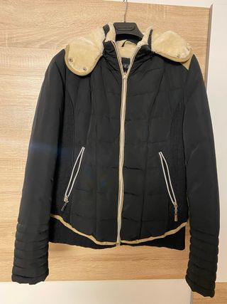 Piumino donna nero con cappuccio taglia 40 italian