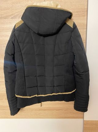 Piumino donna nero con cappuccio taglia 40 italian