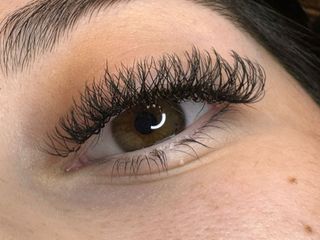 Pestañas pelo a pelo y cejas diseño + henna