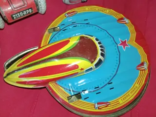 Lote 5 vehículos de chapa SFA Paris años 50