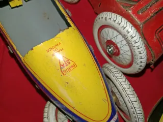 Lote 5 vehículos de chapa SFA Paris años 50