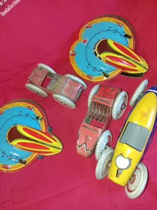 Lote 5 vehículos de chapa SFA Paris años 50