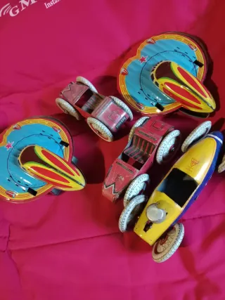 Lote 5 vehículos de chapa SFA Paris años 50