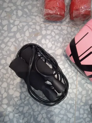 Lote Boxeo Guantes, Cuerda y Vendas