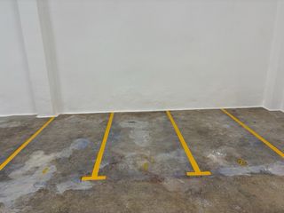 Plaza de garaje para Moto.