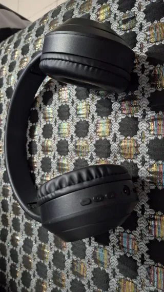 Cascos Inalambricos Negros