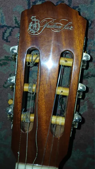 Guitarra Española con funda casa Prudencio Saez