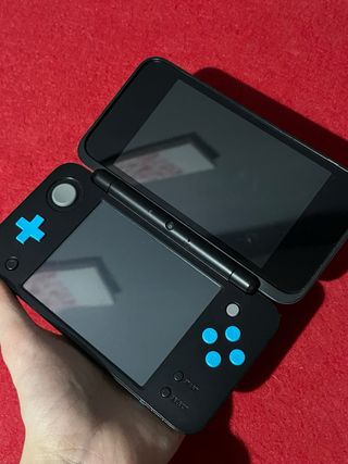 Nintendo NEW 2DS XL Nera