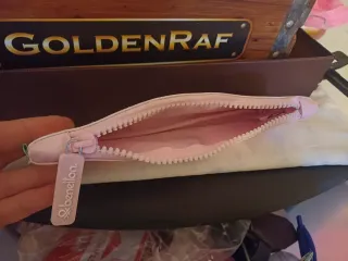 Estuche Benetton rosa a cuadros