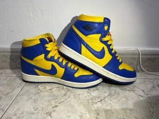 Nike Air Jordan 1 High Amarillo y Azul