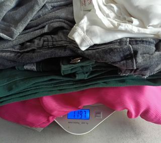 Vestiti donna  al chilo (lotto 1 Kg)