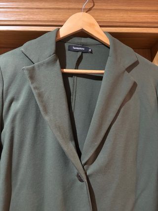 Americana verde talla M