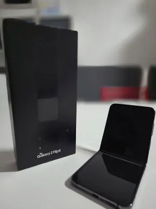 Samsung Galaxy Z Flip 5 Negro