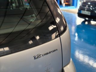 Opel Corsa Enjoy 1.2 16v