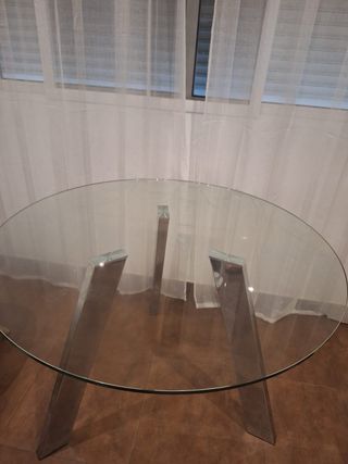 Mesa de comedor cristal y metal