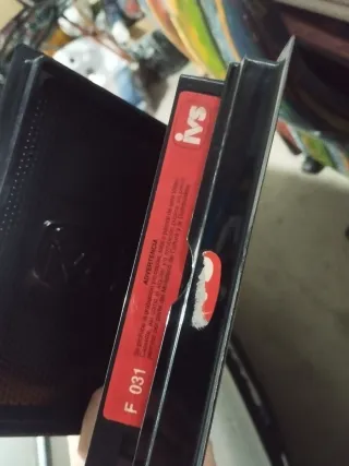 VHS TARZÁN Y EL MISTERIO DE LA SELVA