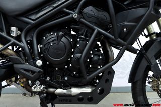 TRIUMPH TIGER 800 XC -A2-