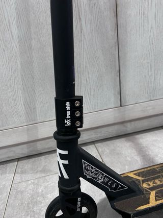 Patinete KRF AGR 300 Class