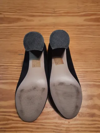 Zapatos de mujer talla 37. Usados solo una vez