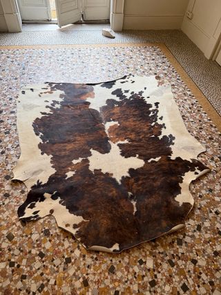 Alfombra Piel Vaca IKEA Kolbdy Marrón/Blanco