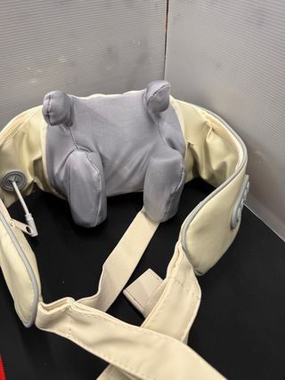 Masajeador de cuello y hombros a batería