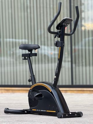 Bicicleta Estática BH EVO B2100