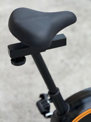 Bicicleta Estática BH EVO B2100