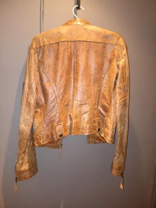 - Cazadora de Piel .!!! ORIGINAL .!!! OFERTA .!!!