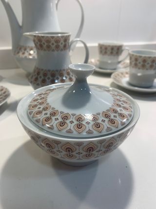 Juego café porcelana Santa Clara 12 serv. +vajilla