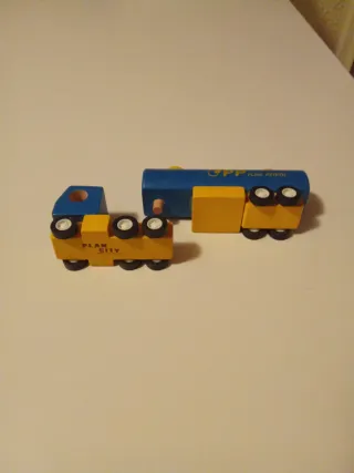 Camión Cisterna Madera Azul y Amarillo