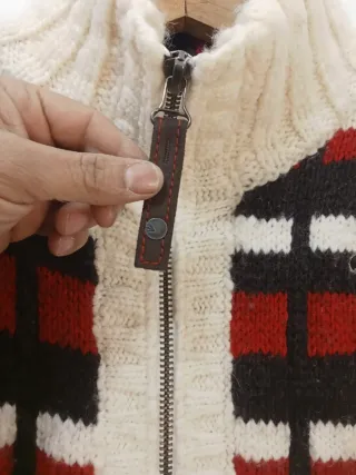 Jersey de lana Energie con cremallera y estampado