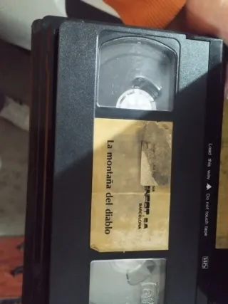 VHS La Montaña del Diablo - Mondo Caníbales