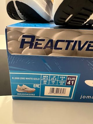 Zapatillas Joma R2000 Blancas y Doradas